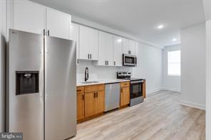 Philadelphia Townhome: 2123 N Franklin St