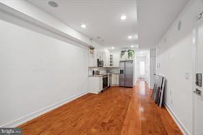 Philadelphia Townhome: 2515 N Front St