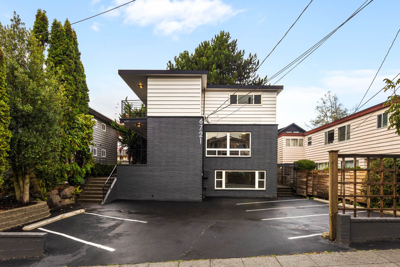 Seattle Condo: 6721 24th Ave NW