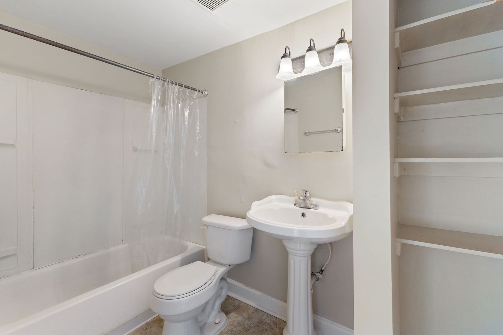 Indianapolis Apartment: 3606 Balsam Ave