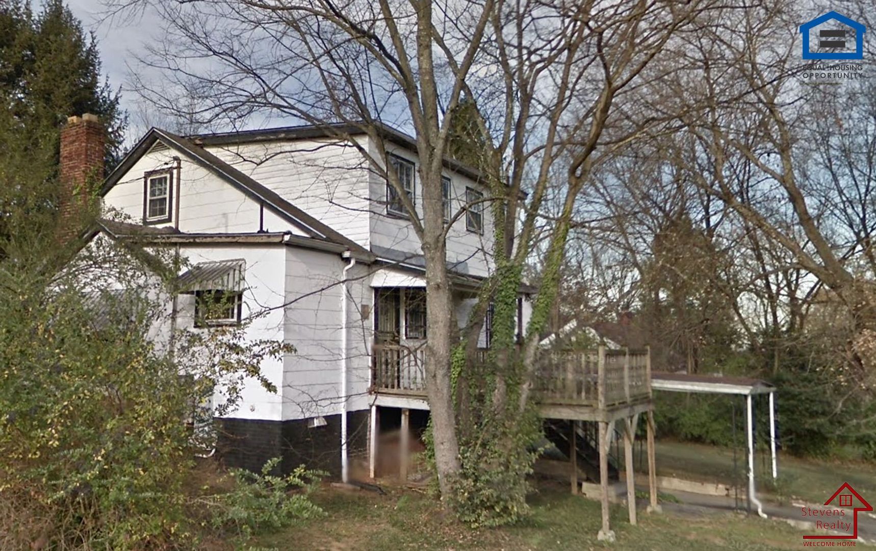 Knoxville House: 3502 Lansing Ave Bsmt