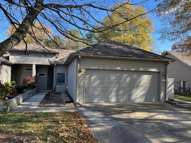 Hendersonville Townhome: 10 Tisha Lane