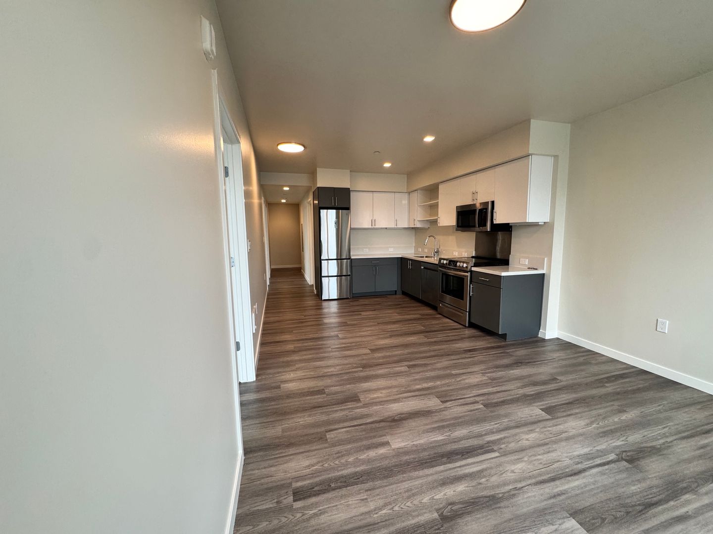 San Francisco Apartment: 235 Valencia St