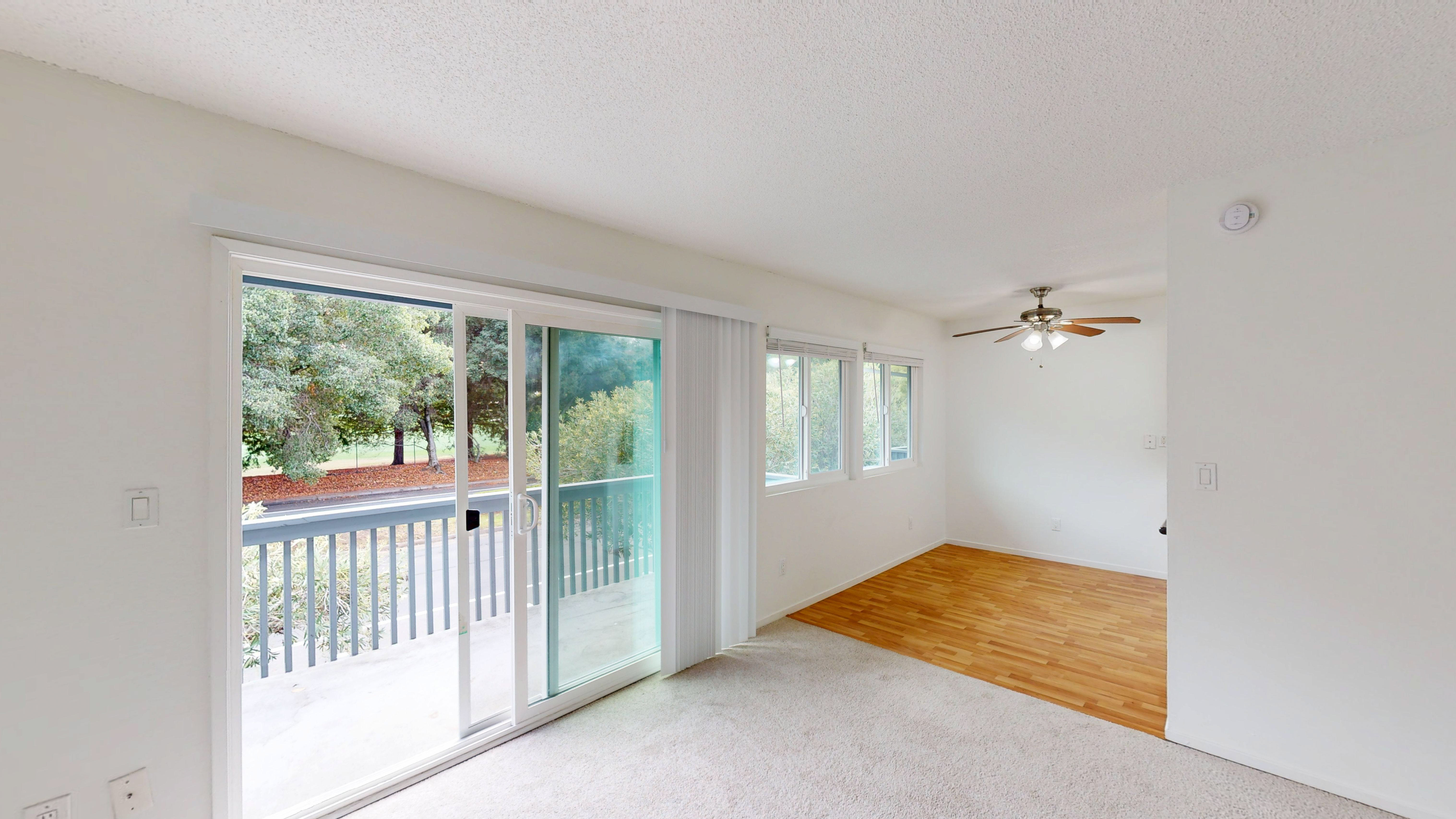 Novato Condo: 980 Ignacio Blvd
