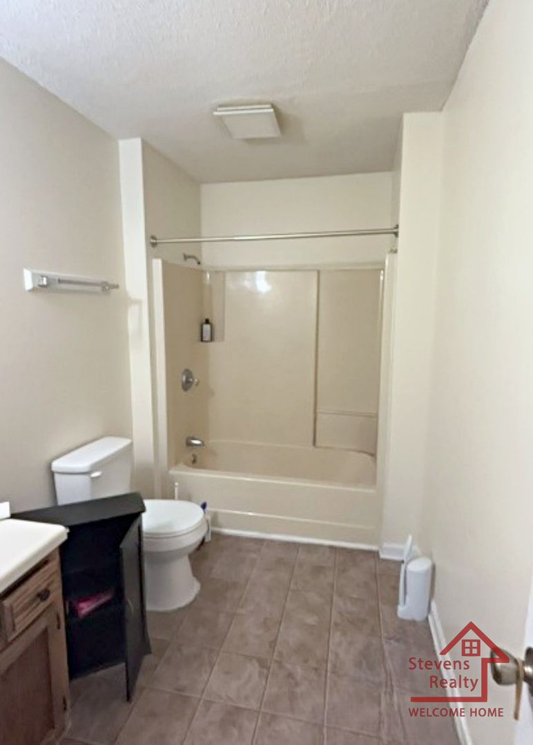 mcminnville Apartment: 419 Oriole Dr