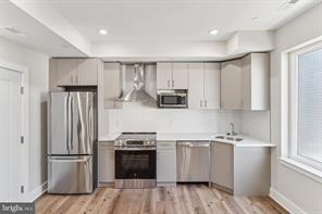 Philadelphia Townhome: 1436 Parrish St