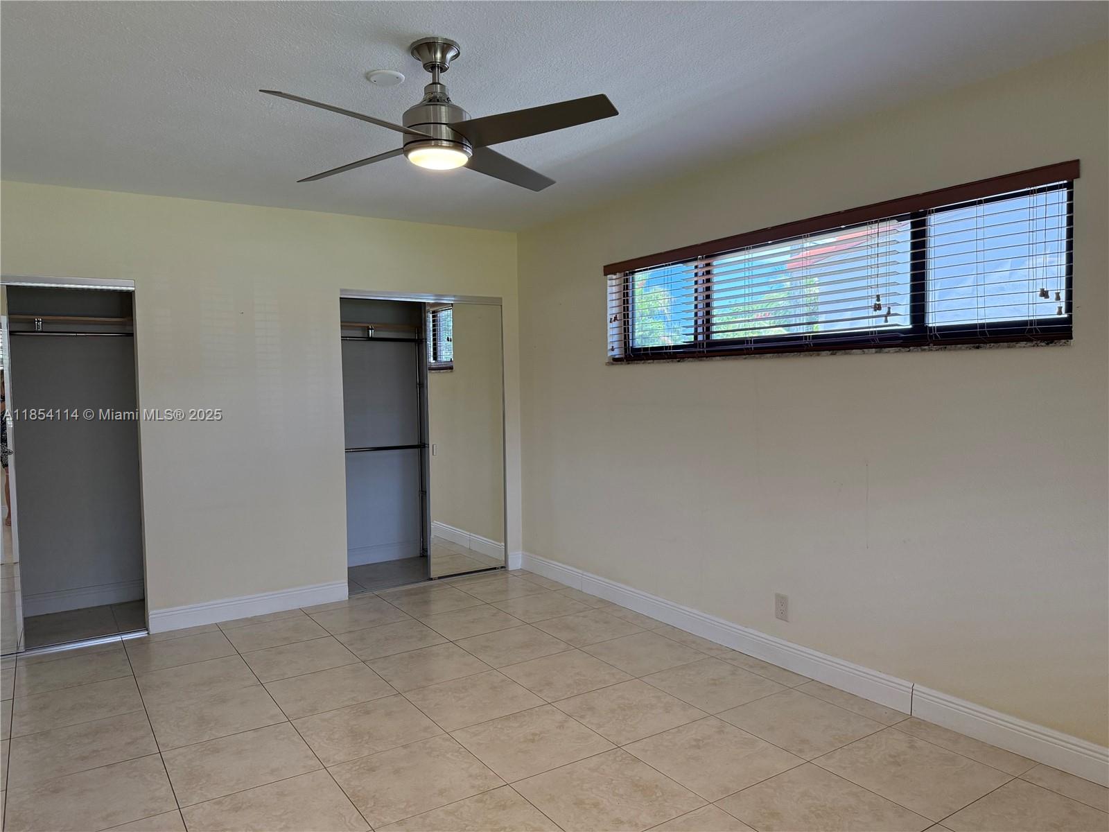 Hallandale Beach Condo: 811 Northeast 10th Street