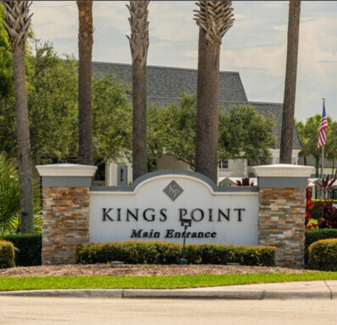 Delray Beach Condo: 141 Saxony Drive