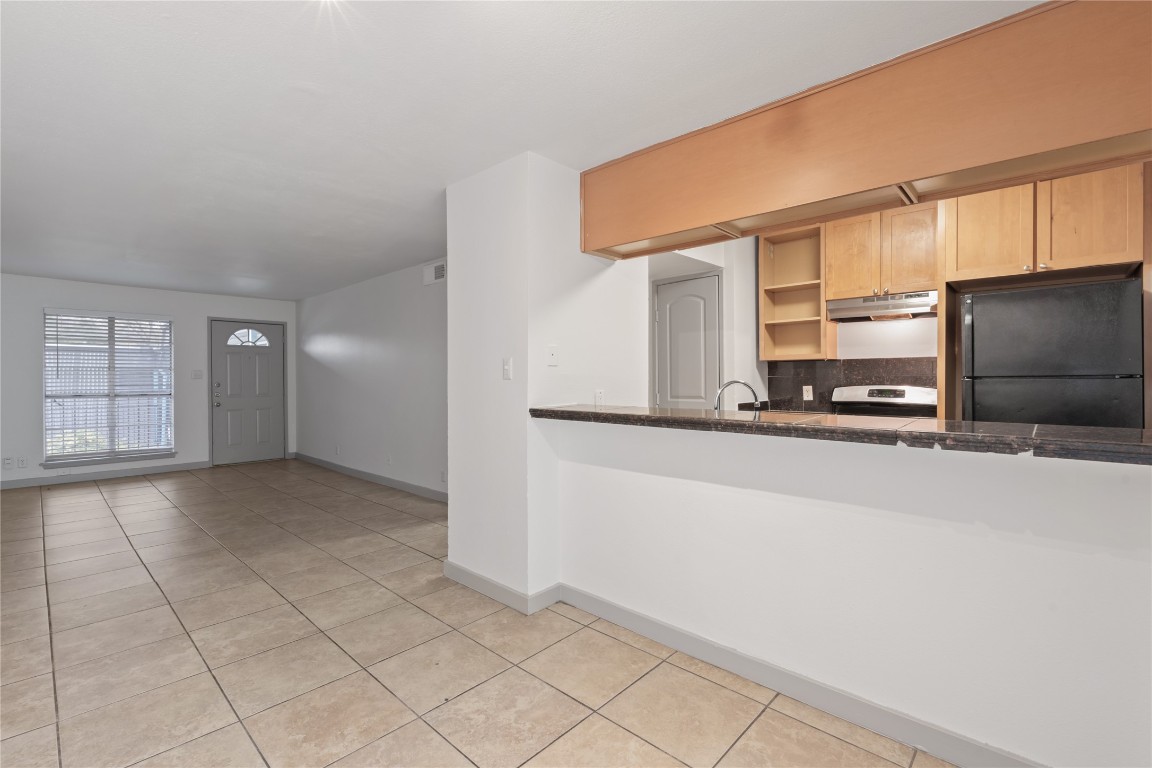 Austin Condo: 1301 West Ben White Boulevard