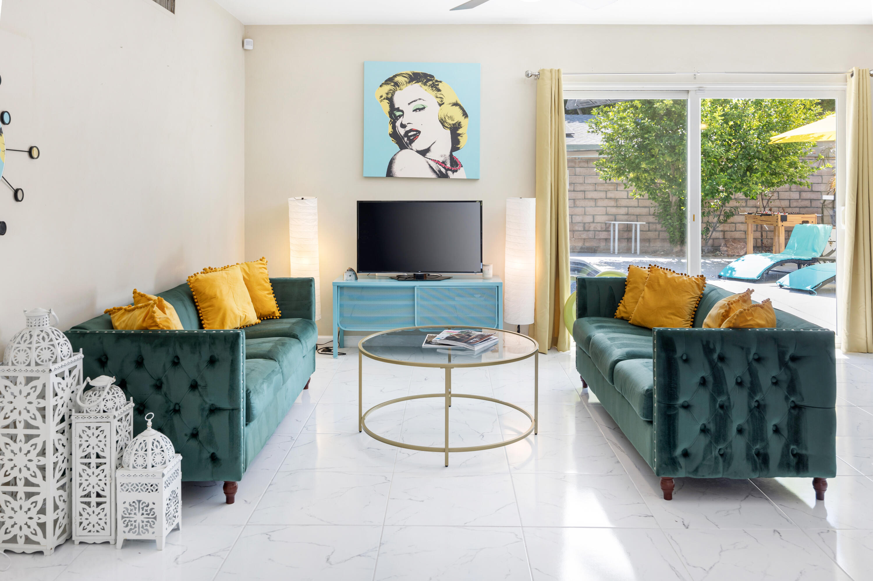 Palm Springs Condo: 4385 East Paseo Caroleta