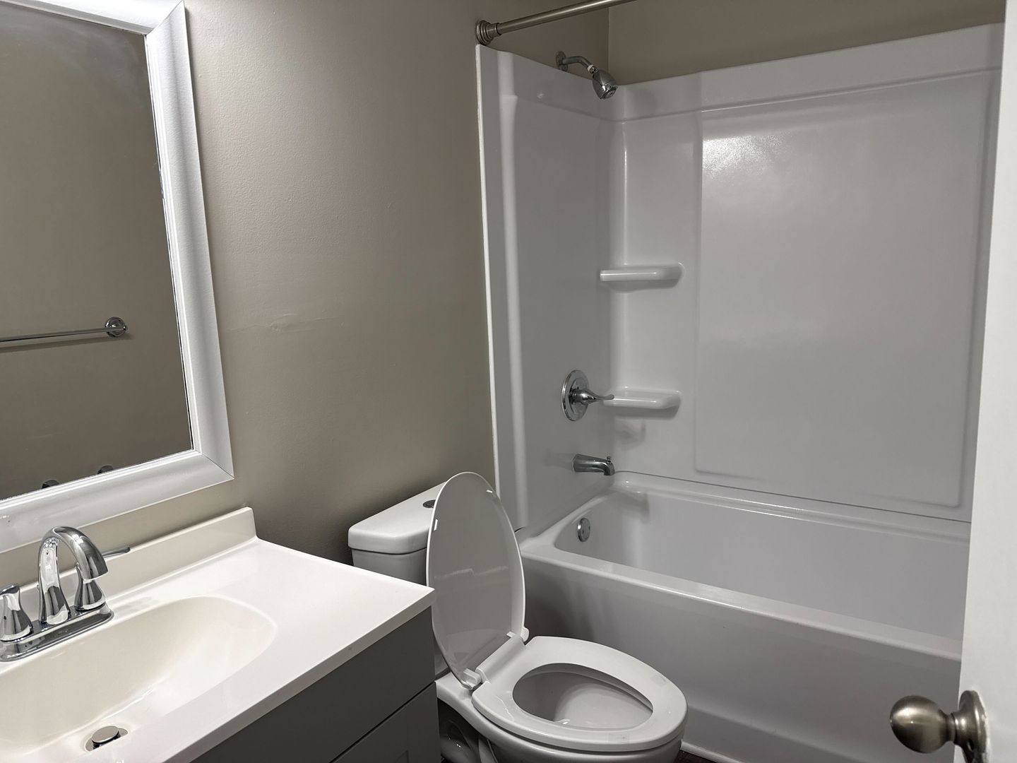 Kernersville Condo: 308-N Jefferson St