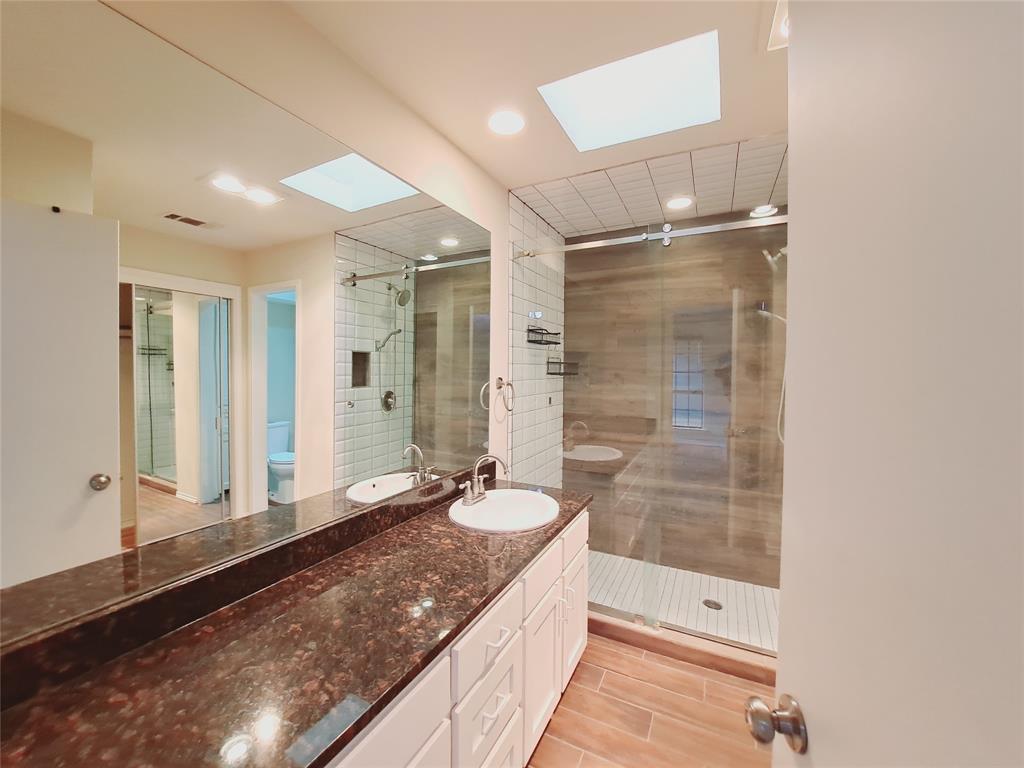 Dallas Condo: 2954 Allister Street