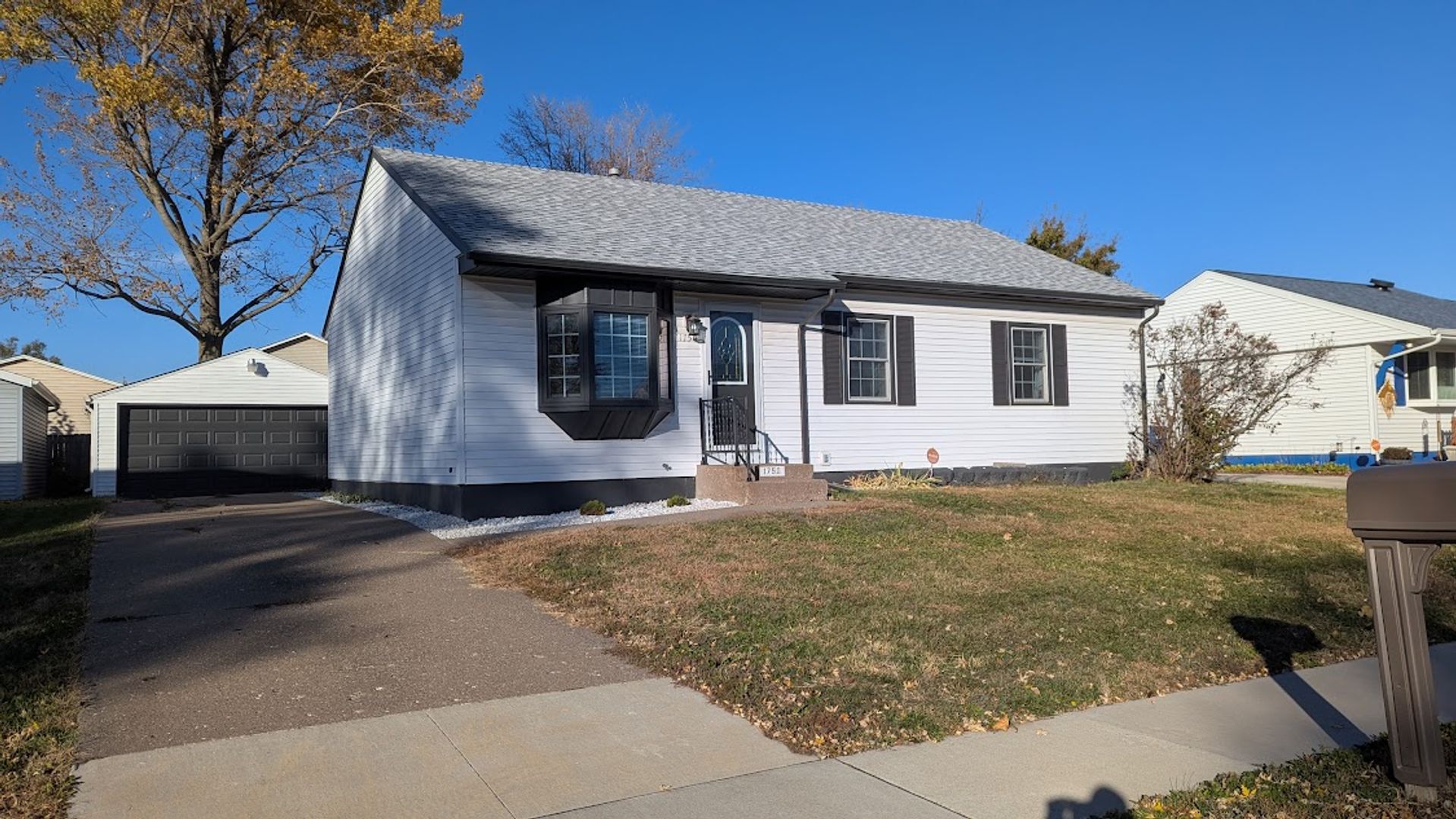 Davenport House: 1750 W. 54th Street