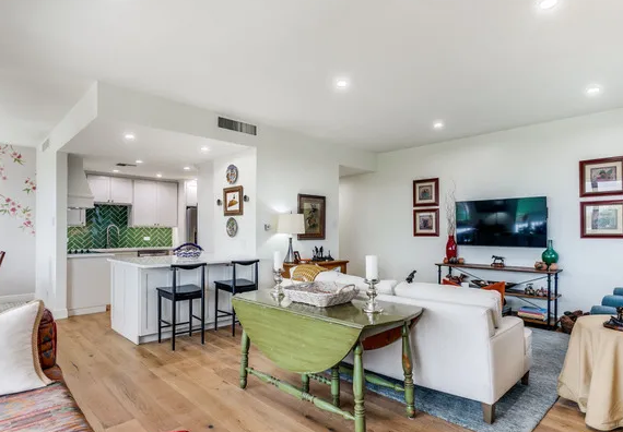 San Antonio Condo: 4001 New Braunfels