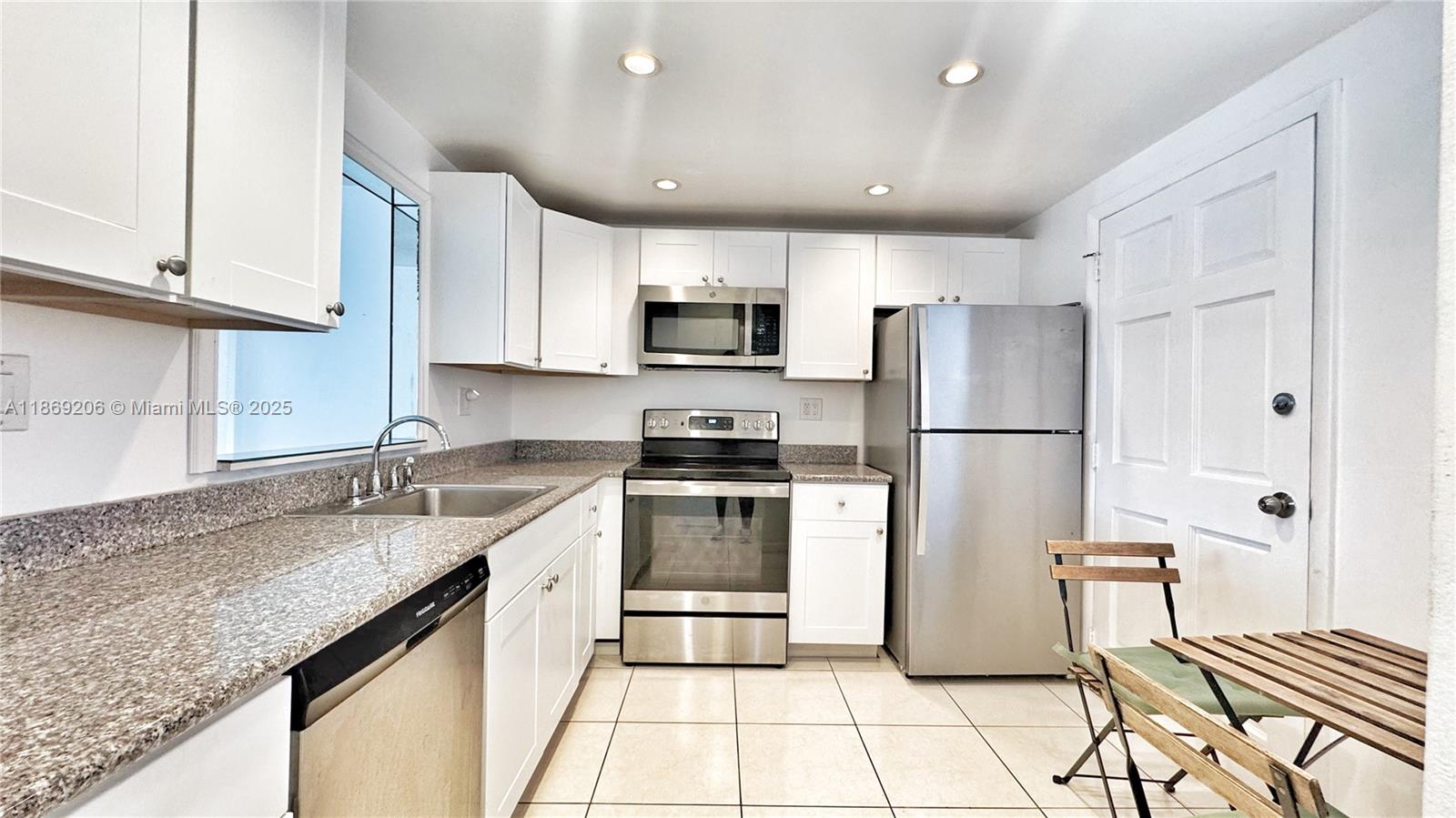 North Miami Beach Condo: 3750 Northeast 170th Street