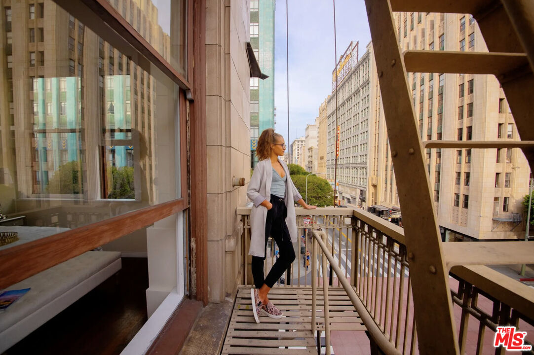 Los Angeles Condo: 901 South Broadway