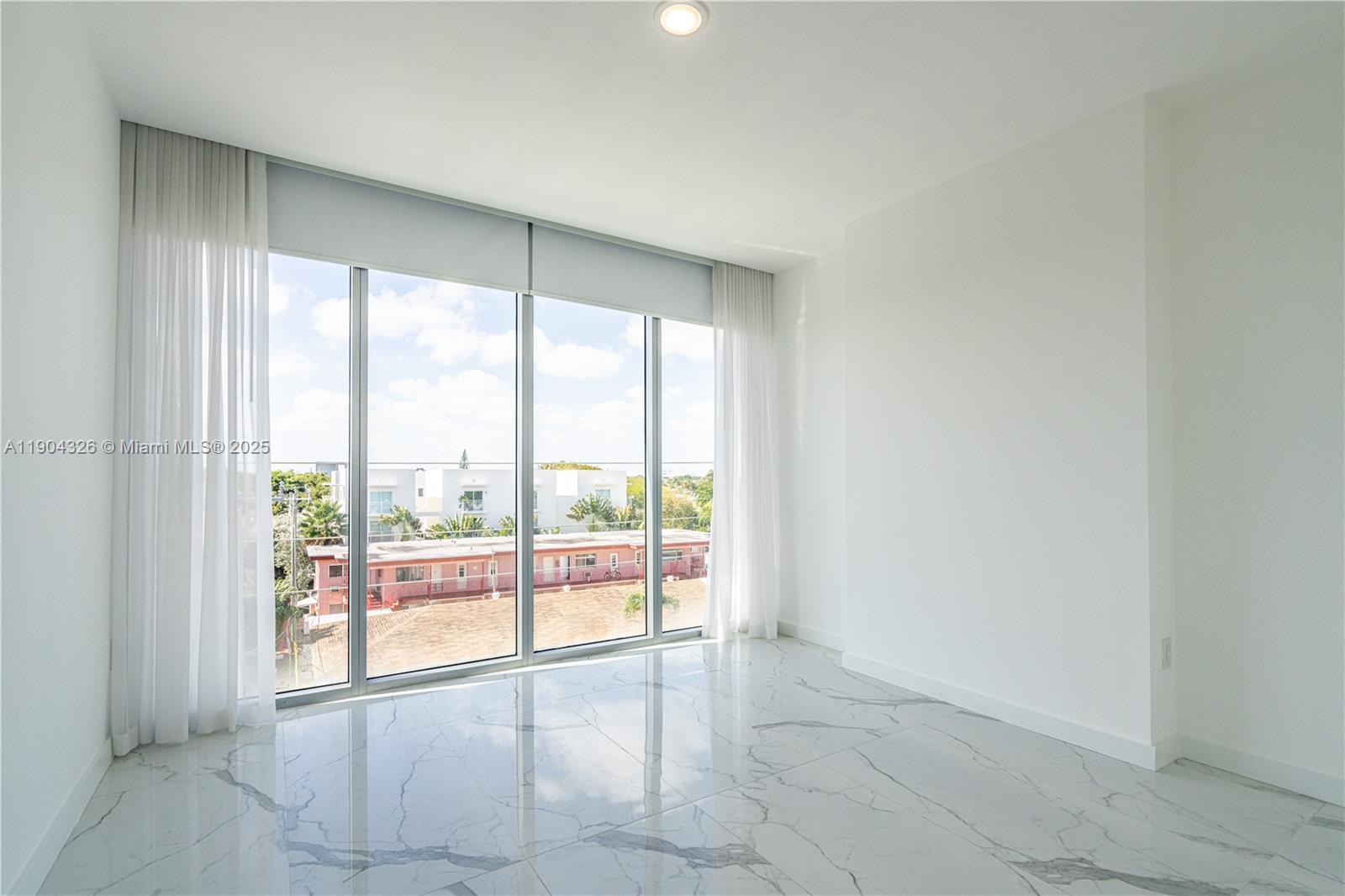 Miami Beach Condo: 8425 Crespi Boulevard