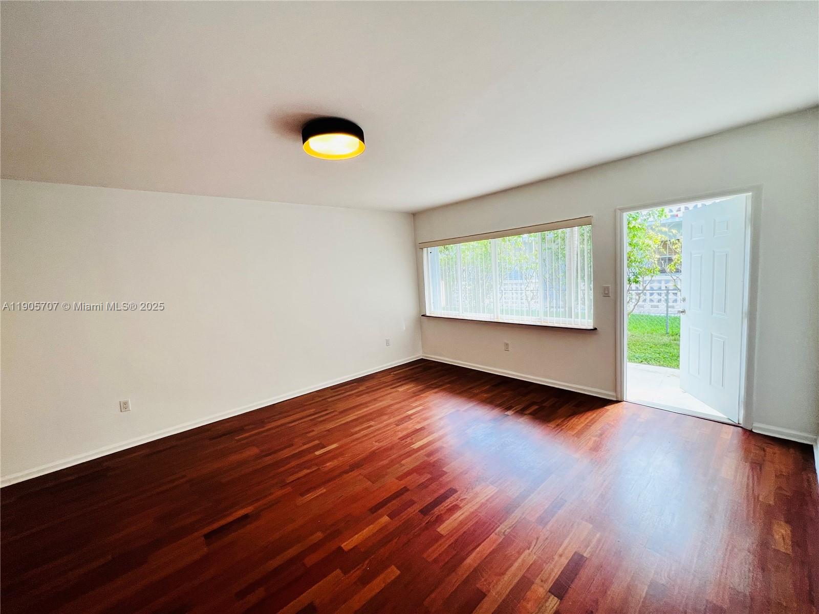 Miami Beach Condo: 2033 Calais Drive