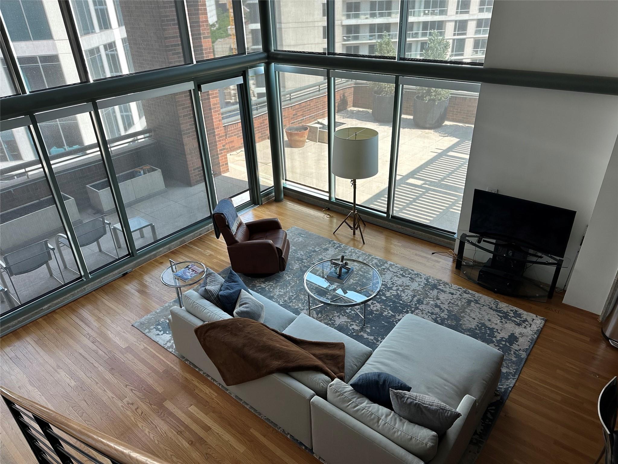 Dallas Condo: 1999 McKinney Avenue