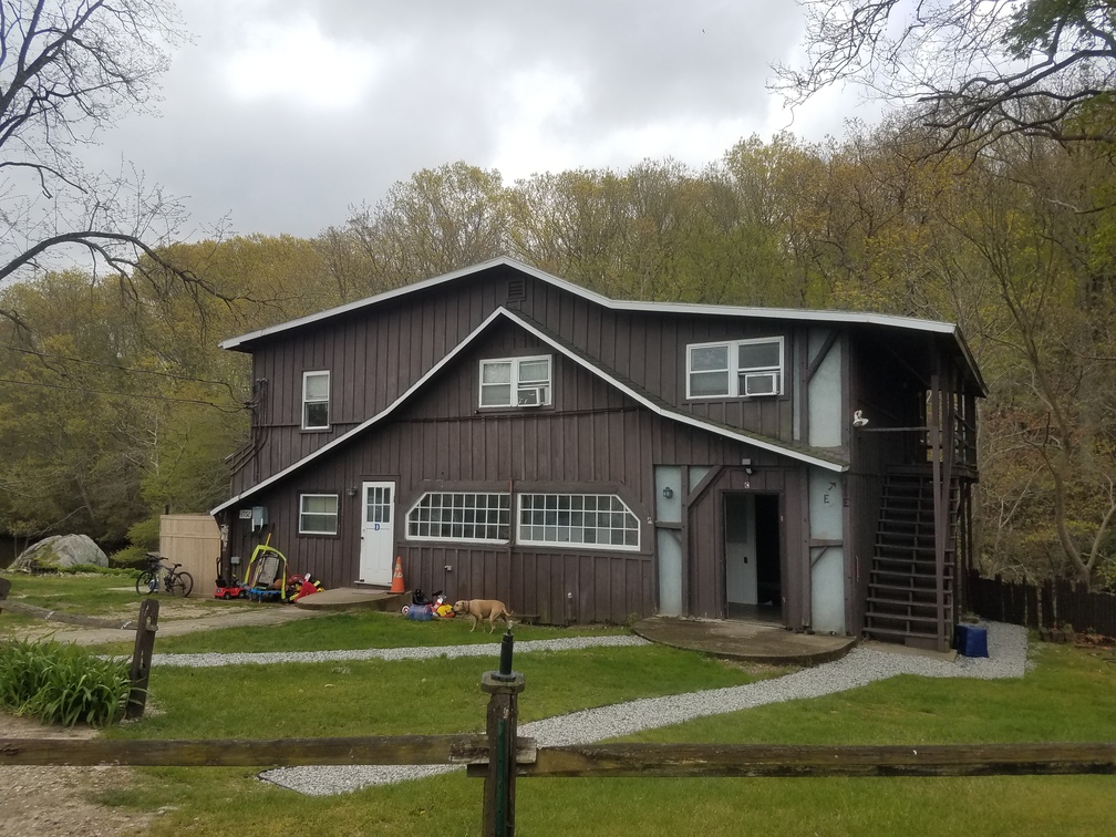 East Lyme Condo: 44 Boston Post Road