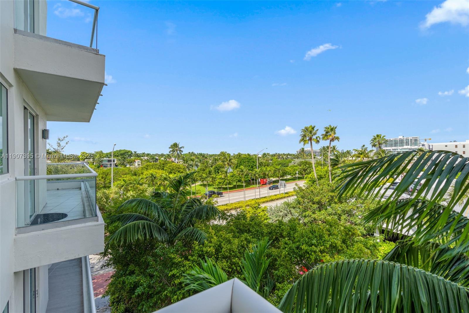 Miami Beach Condo: 6362 Collins Avenue