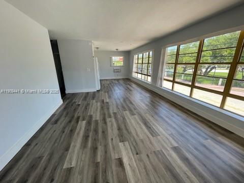 Miami Beach Condo: 8010 Tatum Waterway Drive
