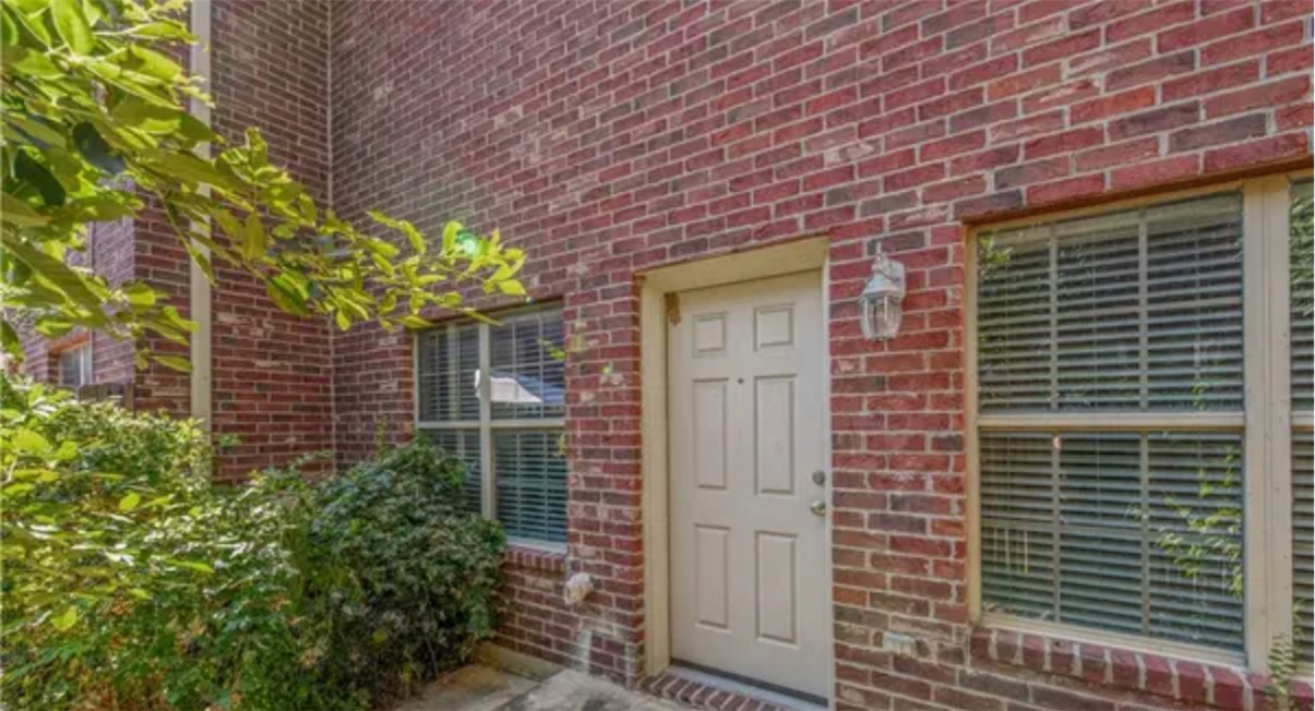 College Station Condo: 318 Forest Drive