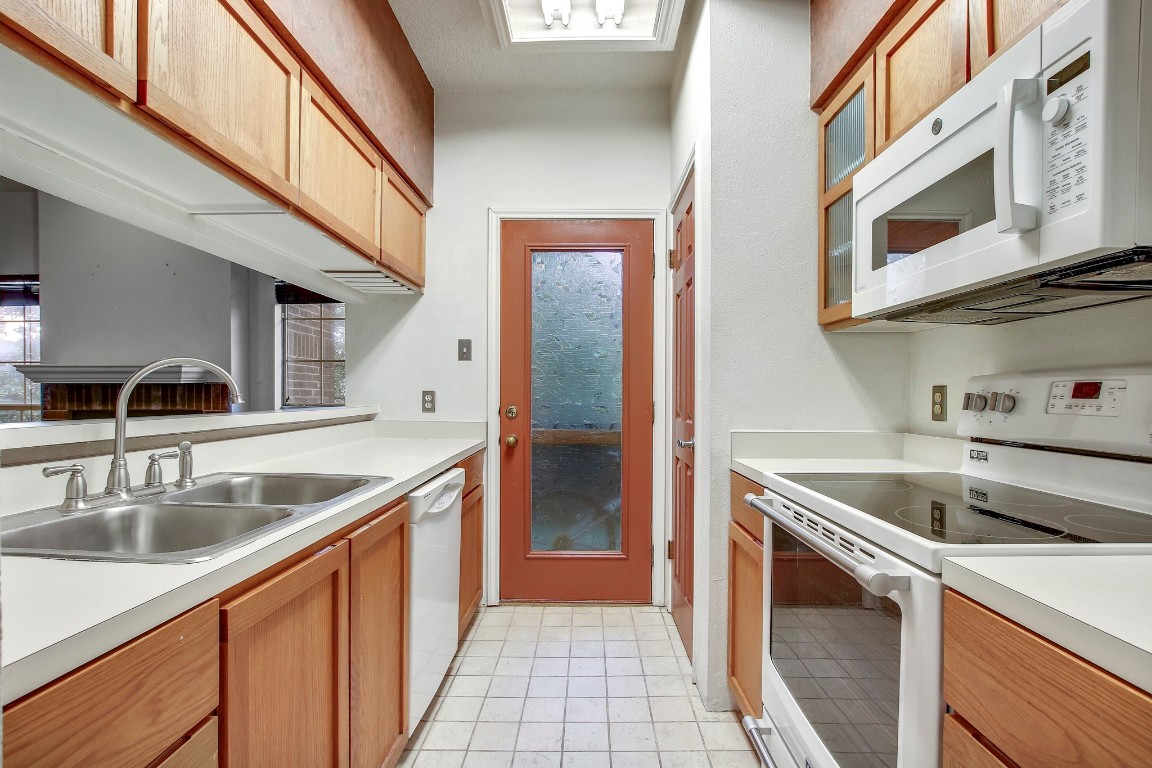 Austin Condo: 700 South 1st Street