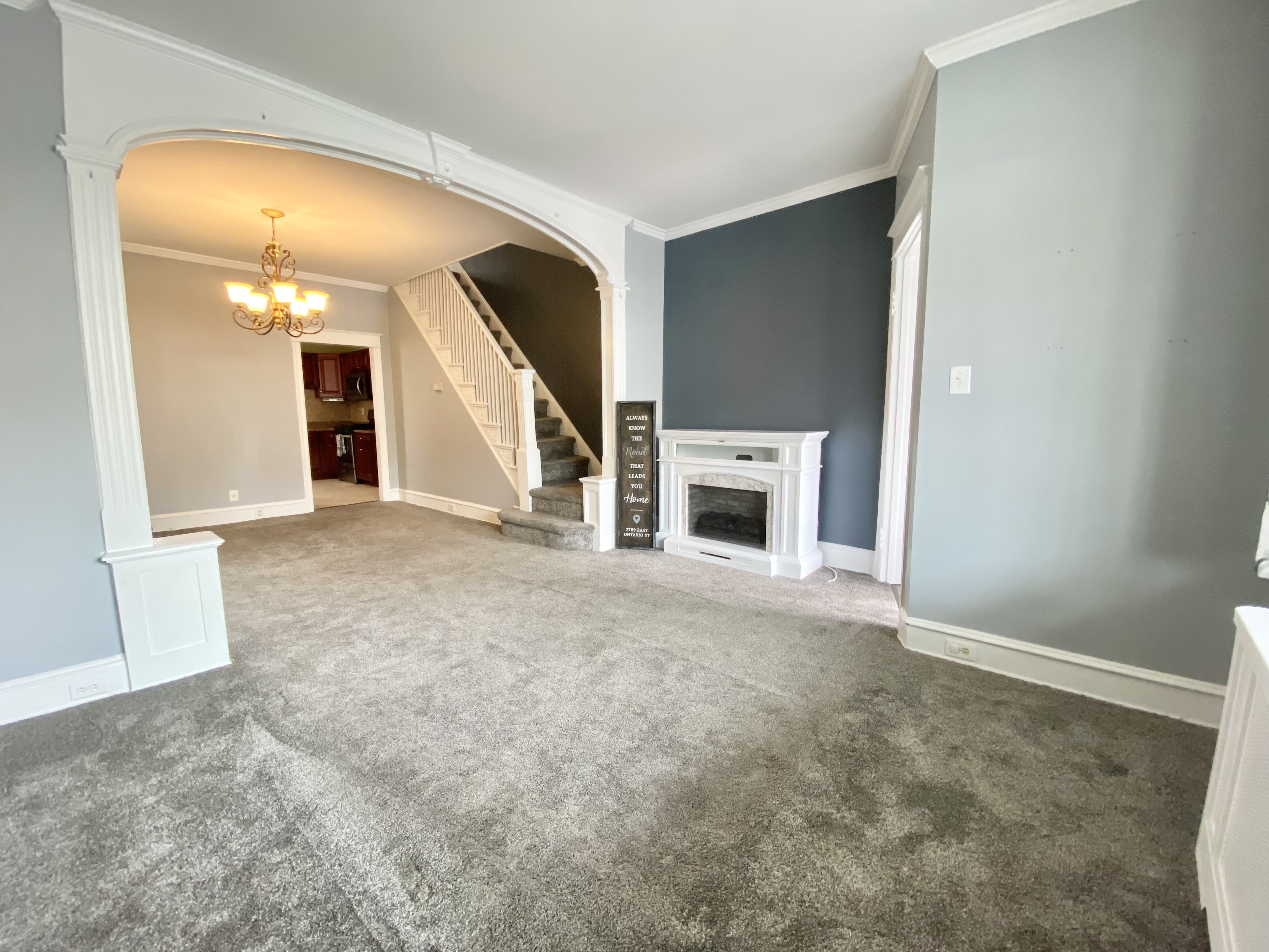 Philadelphia House: 2709 E Ontario St