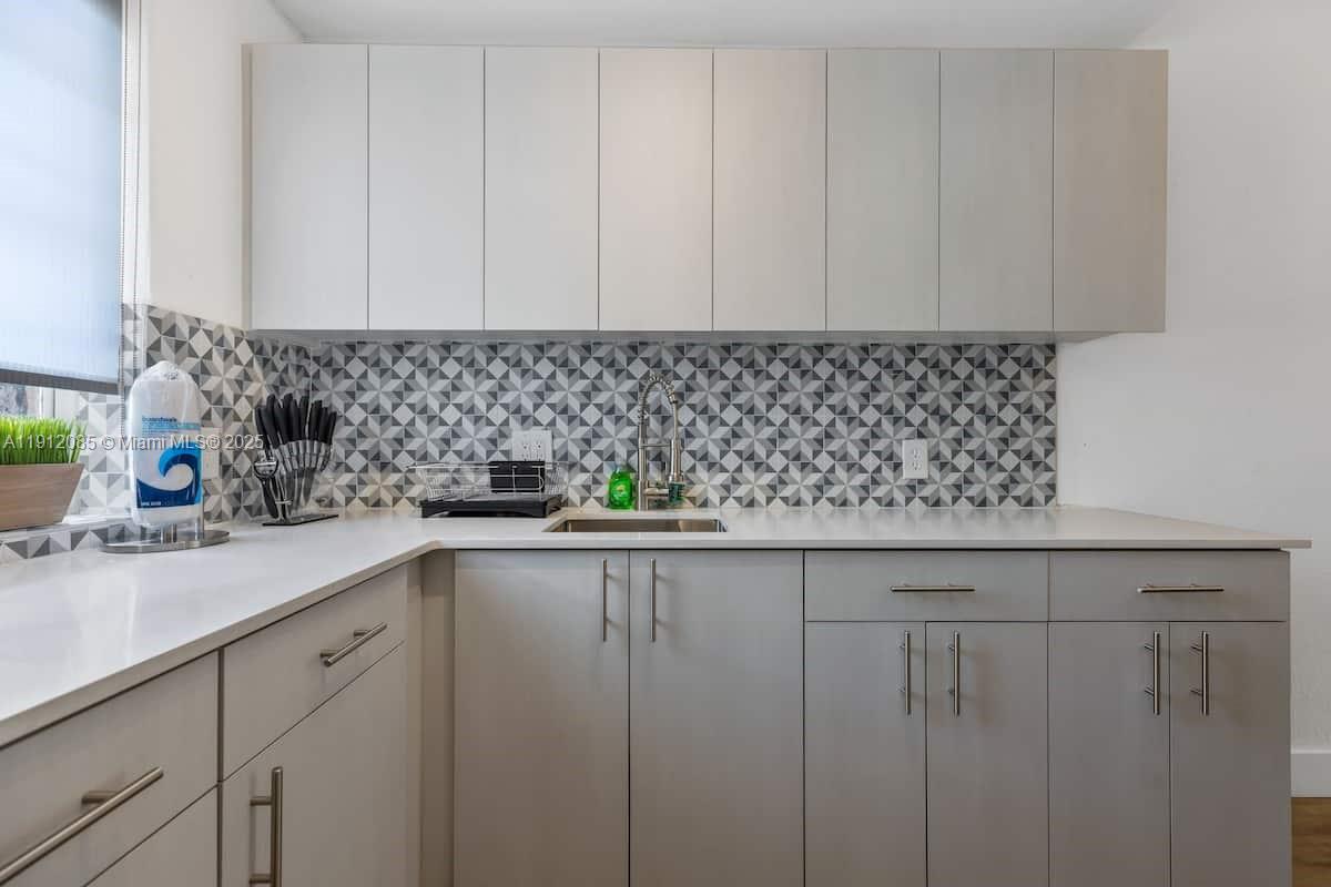 Miami Beach Condo: 301 86th Street