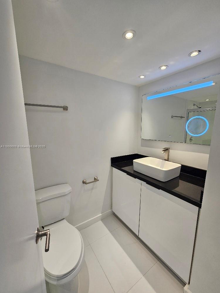 Aventura Condo: 18051 Biscayne Boulevard