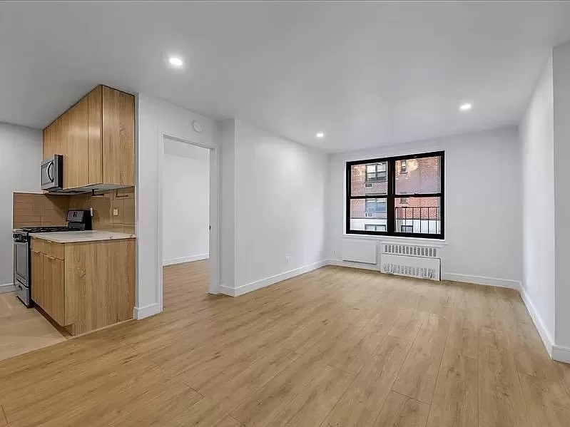 brooklyn Condo: 880 68th St