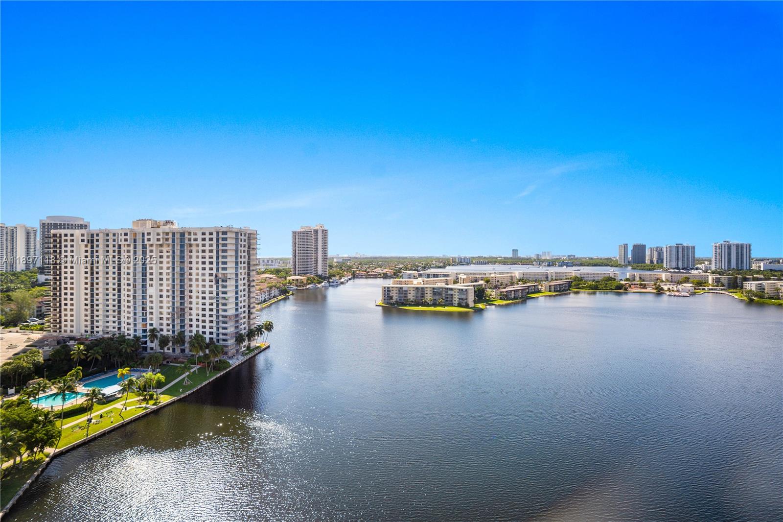 Aventura Condo: 2851 Northeast 183rd Street