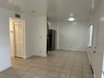 Deerfield Beach Townhome: 1333 S Dixie Hwy