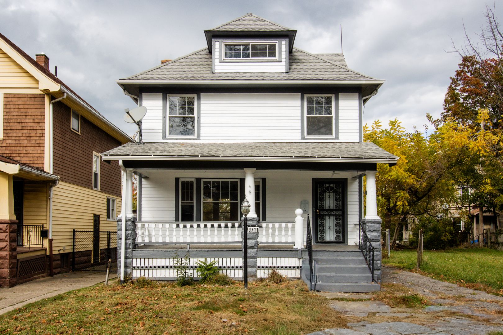 Cleveland House: 9711 Parmelee Avenue