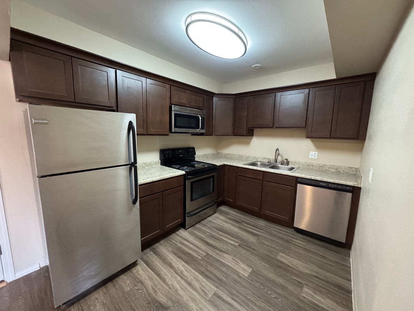 Lakewood Condo: 1320 Ammons St.