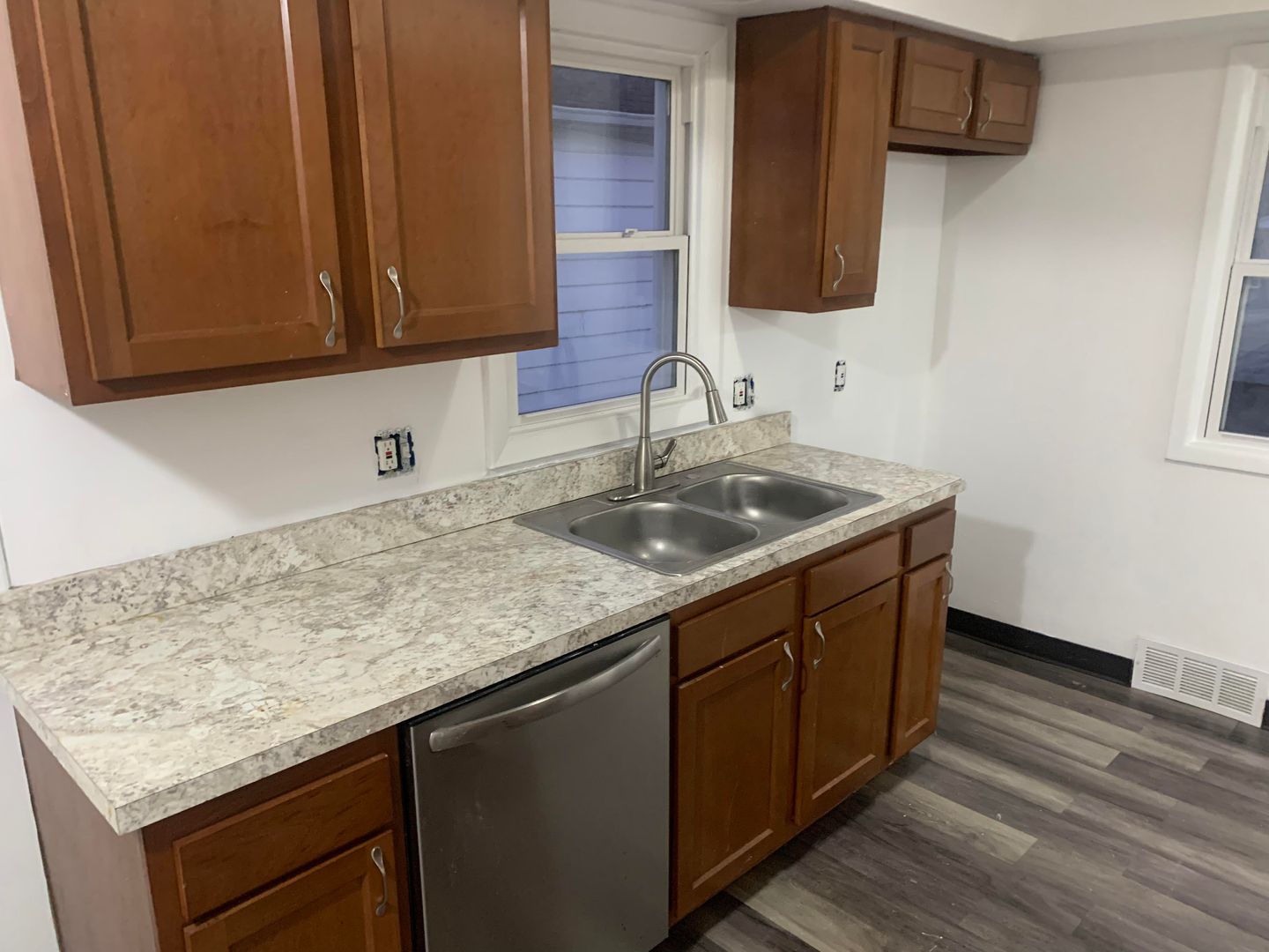 Cleveland House: 4157 Feiner Drive