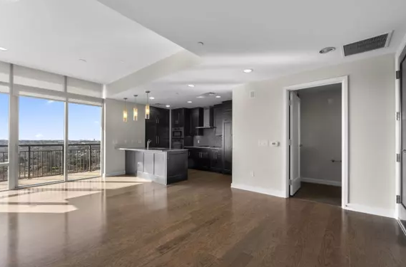 San Antonio Condo: 4242 Broadway