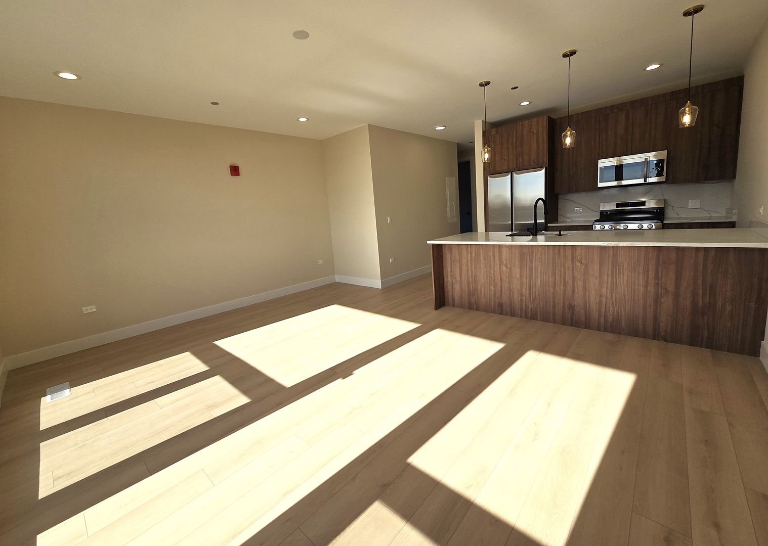 Chicago Condo: 3043 W. Irving Park Road