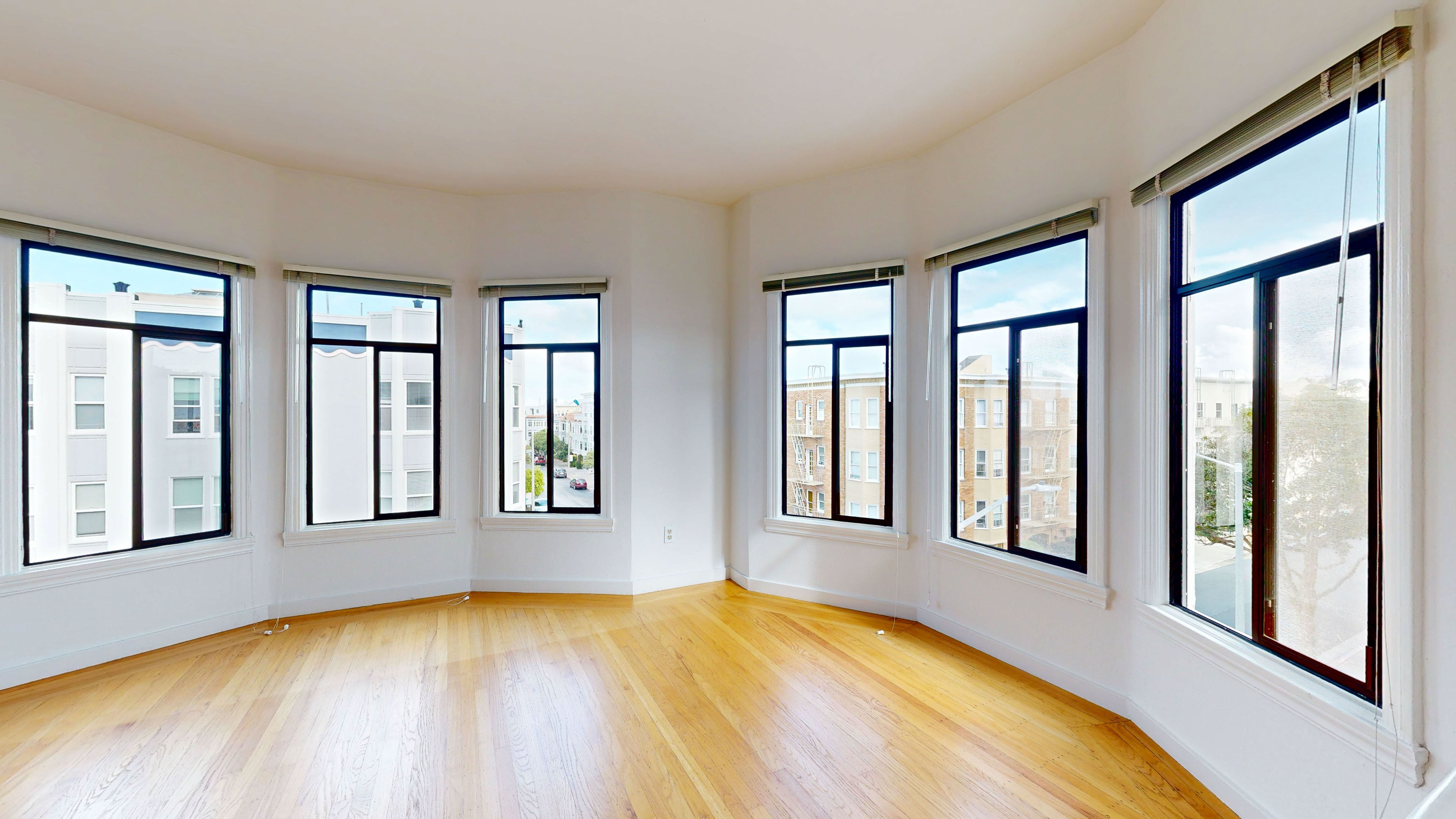 San Francisco Condo: 101 Capra Way