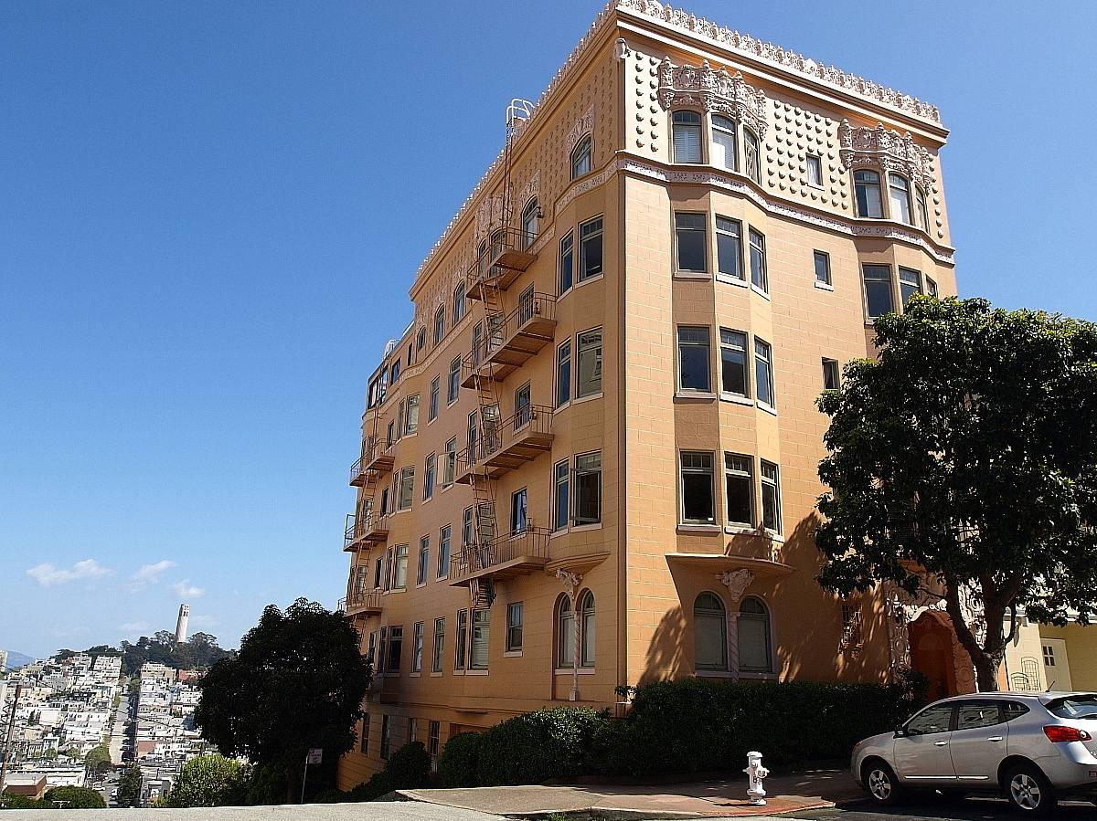 San Francisco Condo: 2160 Leavenworth St