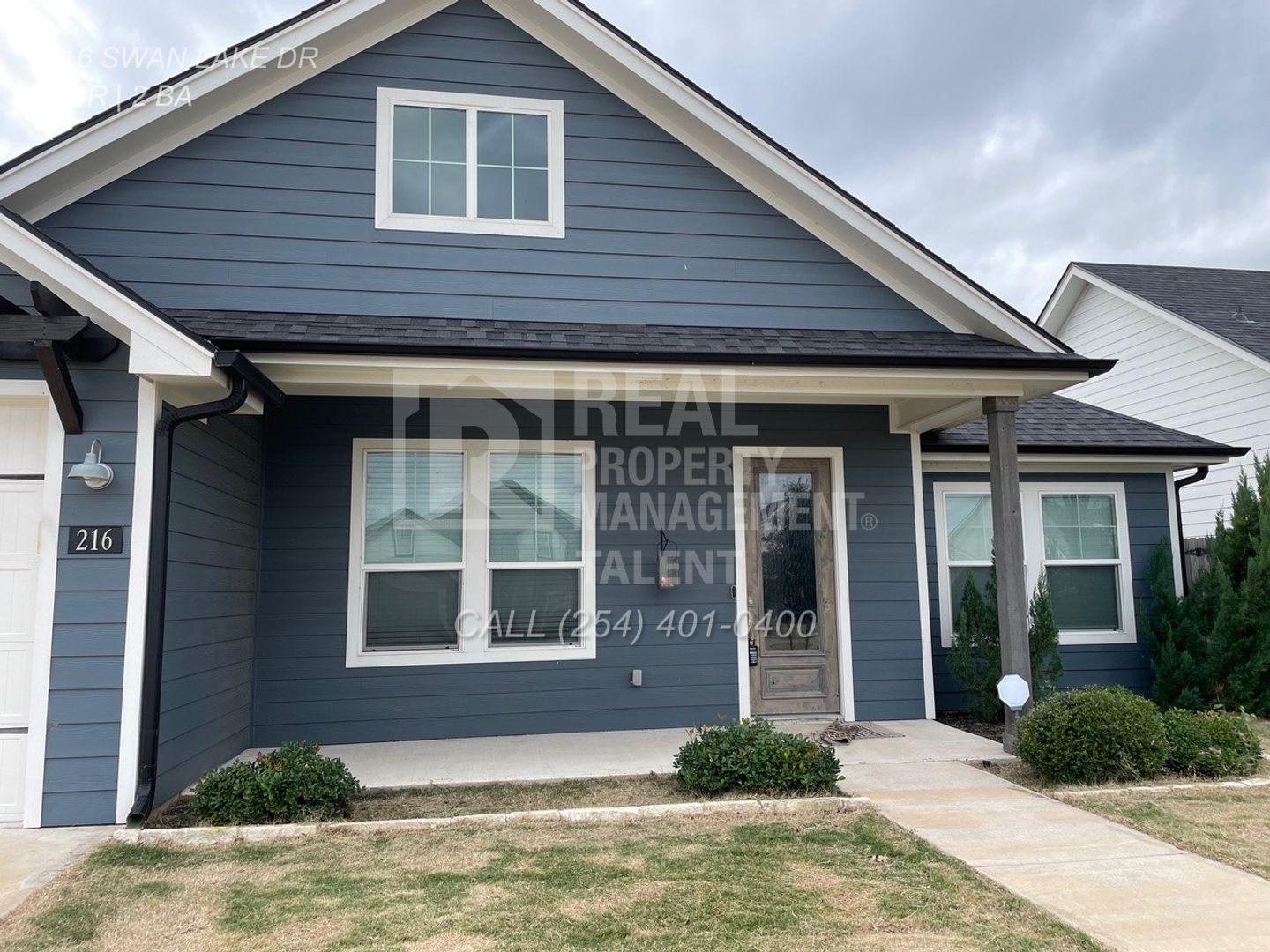 Waco House: 216 Swan Lake Dr