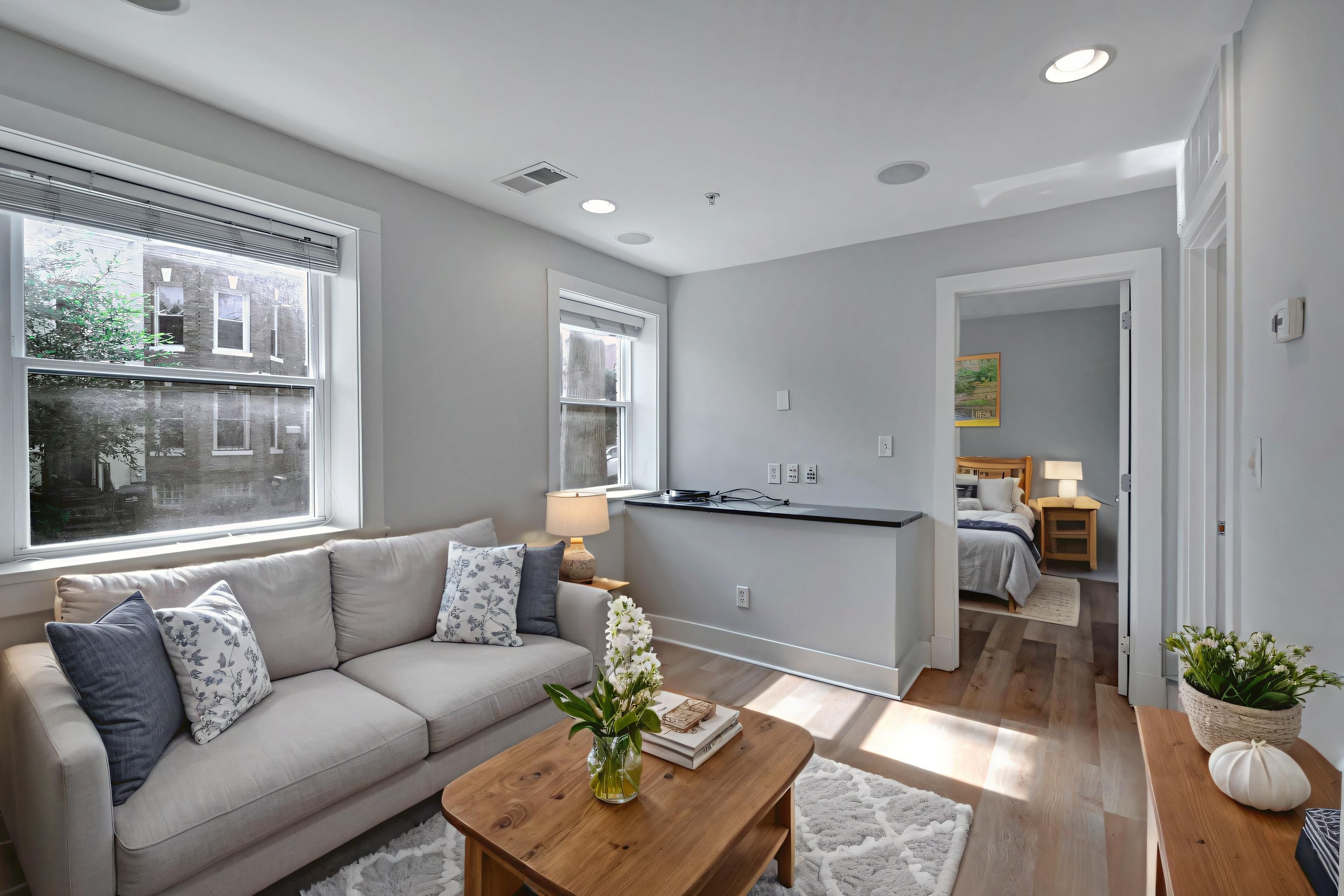 Washington Condo: 2600 Sherman Ave NW