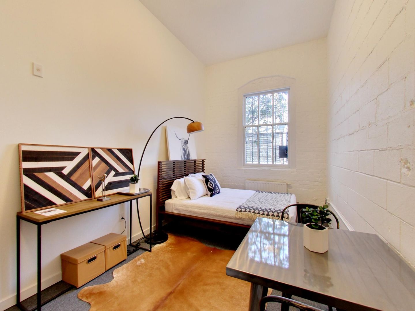 San Francisco Apartment: 1731 15th St