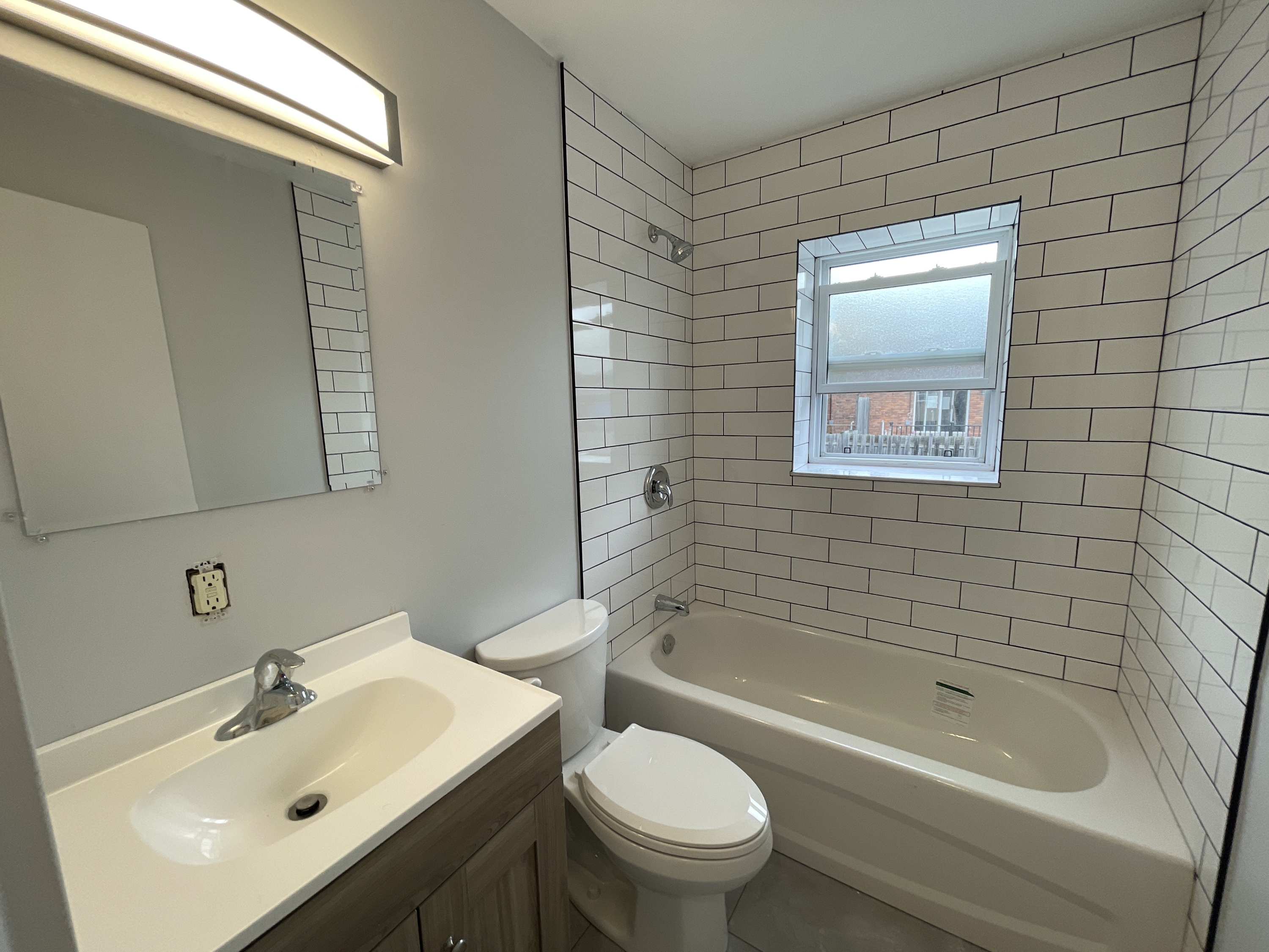 Sarnia Condo: 301 Indian Rd S