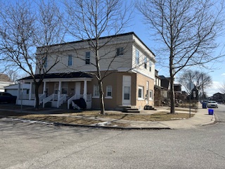 Windsor Condo: 904 Pierre Ave