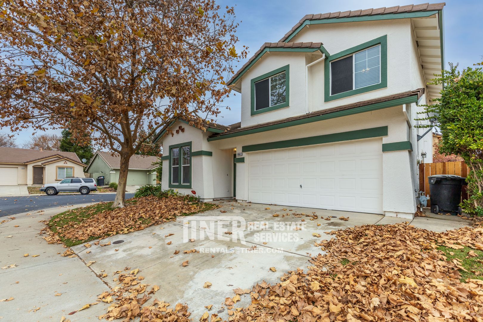 Roseville House: 1981 Amber Fields Way