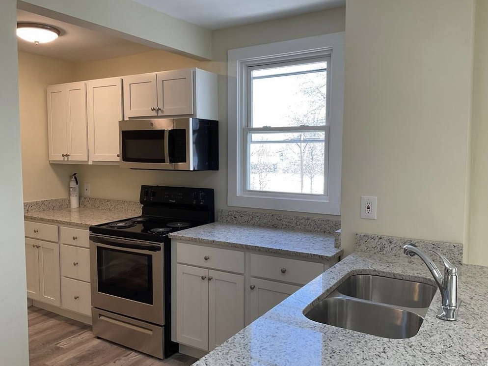 Middletown Condo: 564 High St