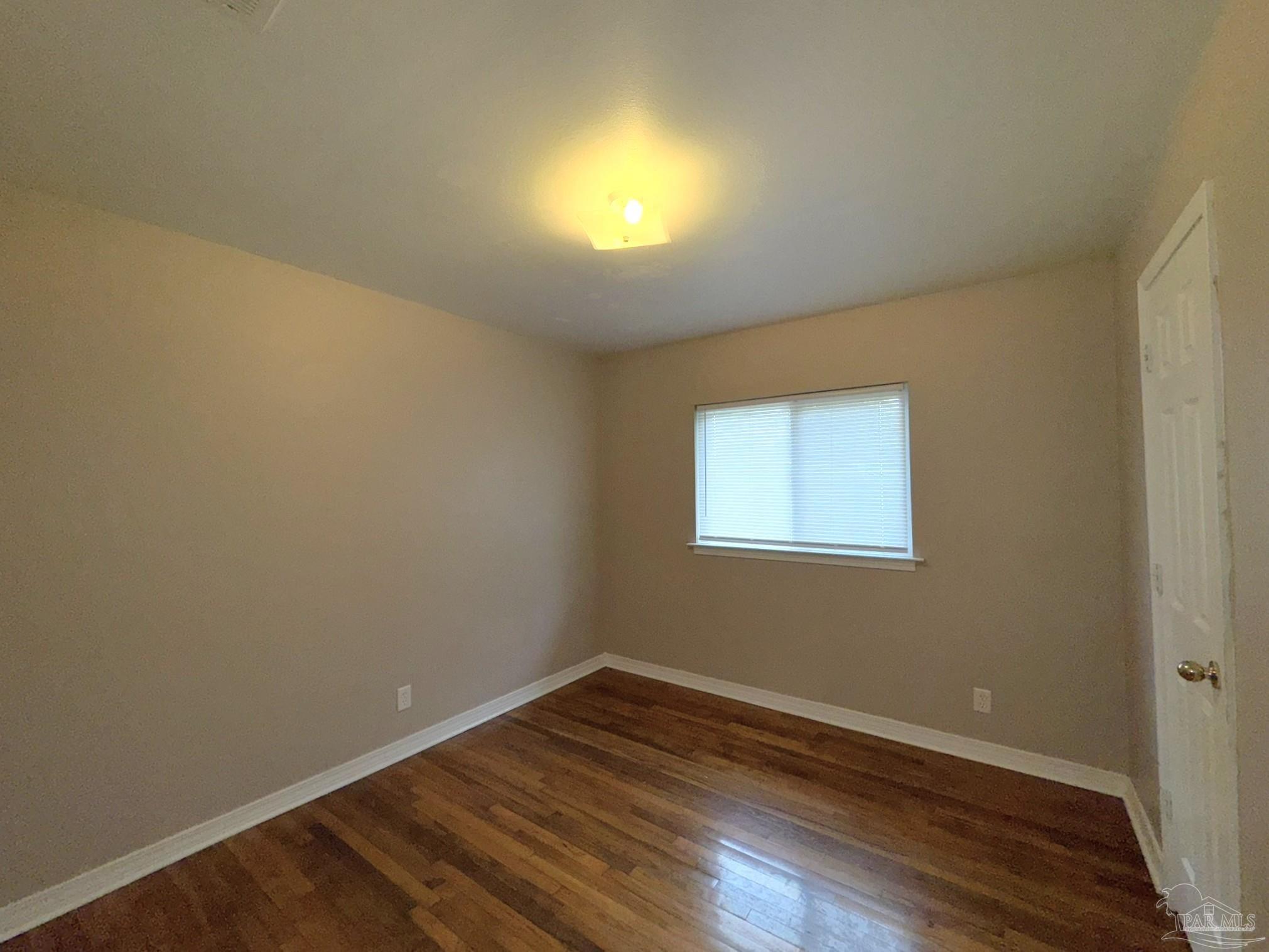 Pensacola Condo: 2407 West Gonzalez Street