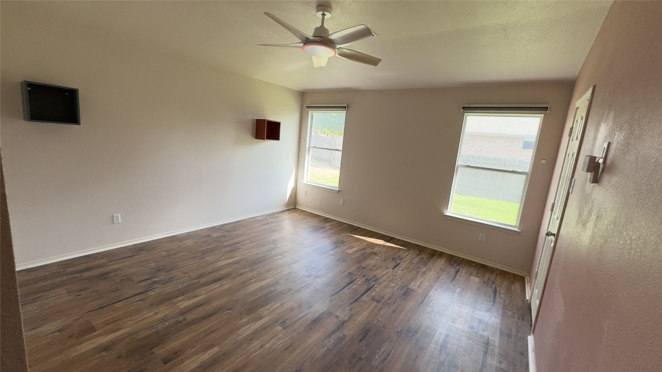 Pflugerville Condo: 700 Sweet Leaf Lane